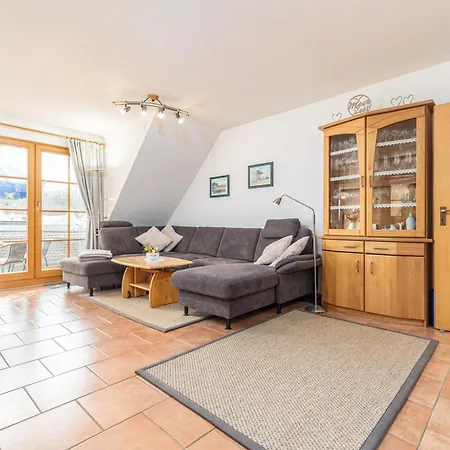 Freesenbruch 3 4 - Zum Zeesenboot * Ostseeheilbad Zingst