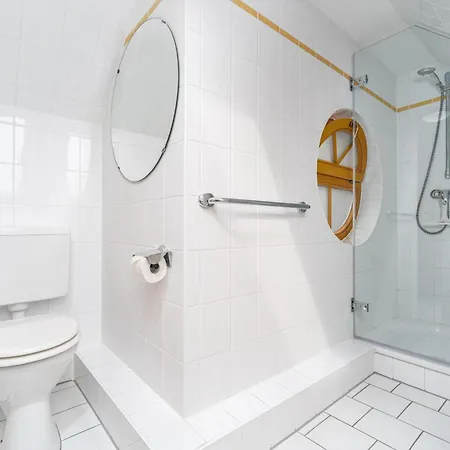 Apartment Freesenbruch 3 4 - Zum Zeesenboot *